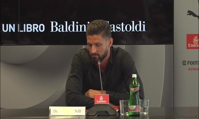 Giroud rivela: "Da bambino tifavo Milan"