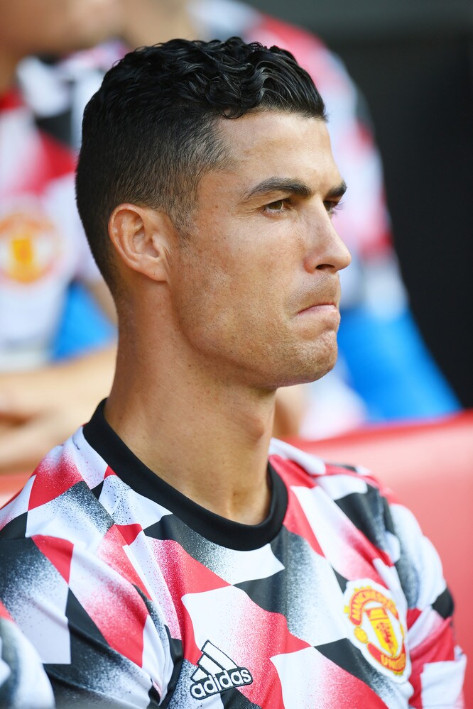 United, Ronaldo ancora in panchina: la reazione è virale