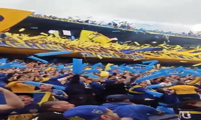 La Doce in delirio durante il Superclasico vinto dal Boca Juniors