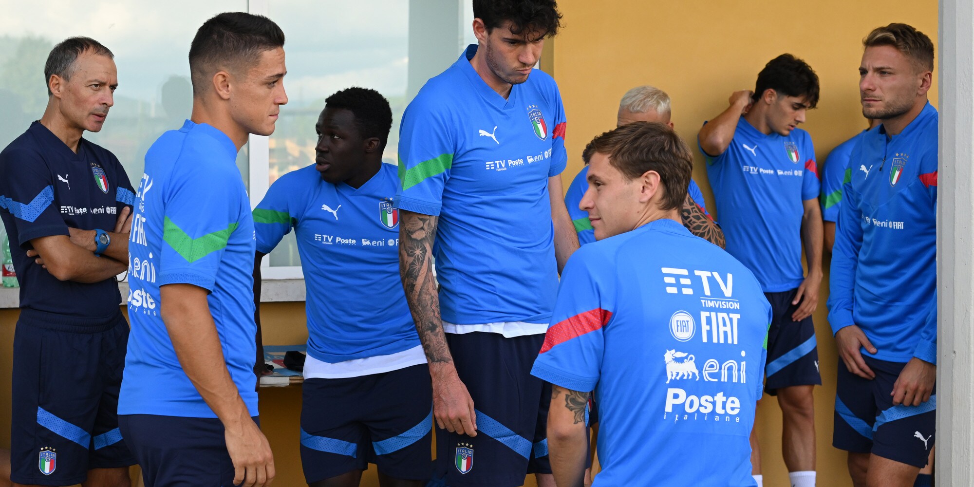 Italia, che sfida tra Scamacca e Bonucci in allenamento!