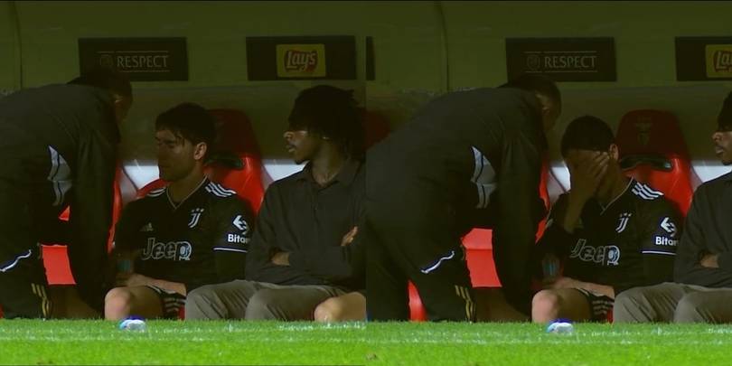 Vlahovic, lacrime per l'infortunio in Benfica-Juventus FOTO