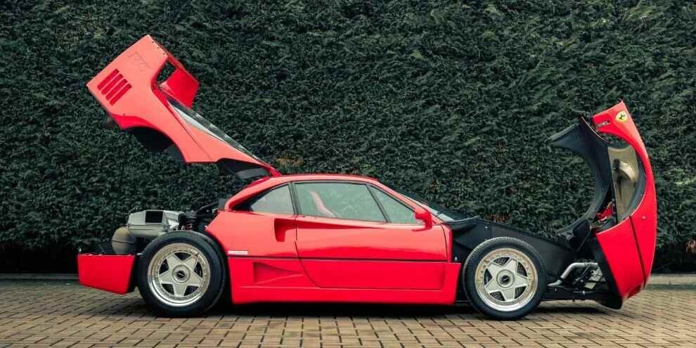 Toto Wolff e la sua Ferrari F40 del '90