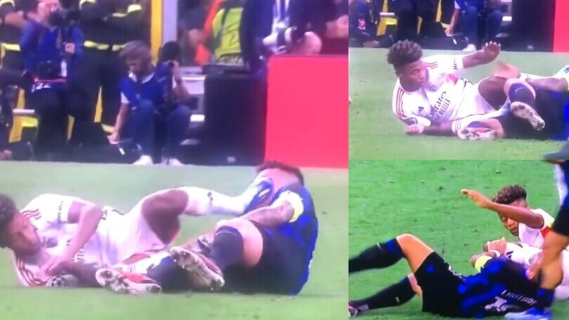 Neres, calcio in faccia a Lautaro mentre cade: la sequenza