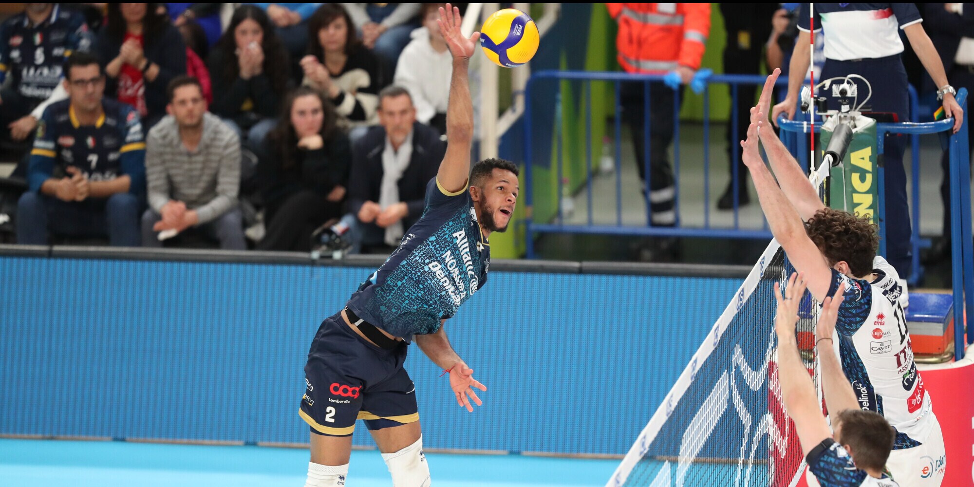 Pallavolo Maschile Milano super a Trento, Campioni d'Italia ko Pallavolo Maschile Milano super a Trento, Campioni d'Italia ko