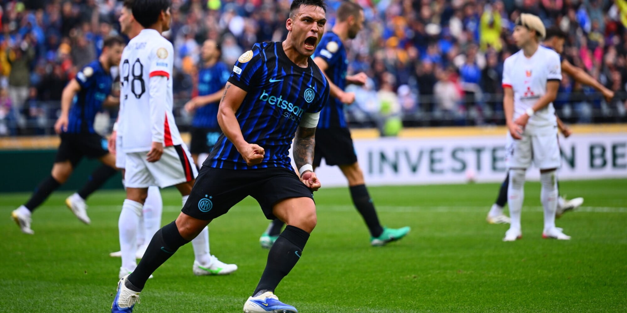 Lautaro e Carboni trascinano l'Inter contro l'Urawa: prima vittoria per Chivu