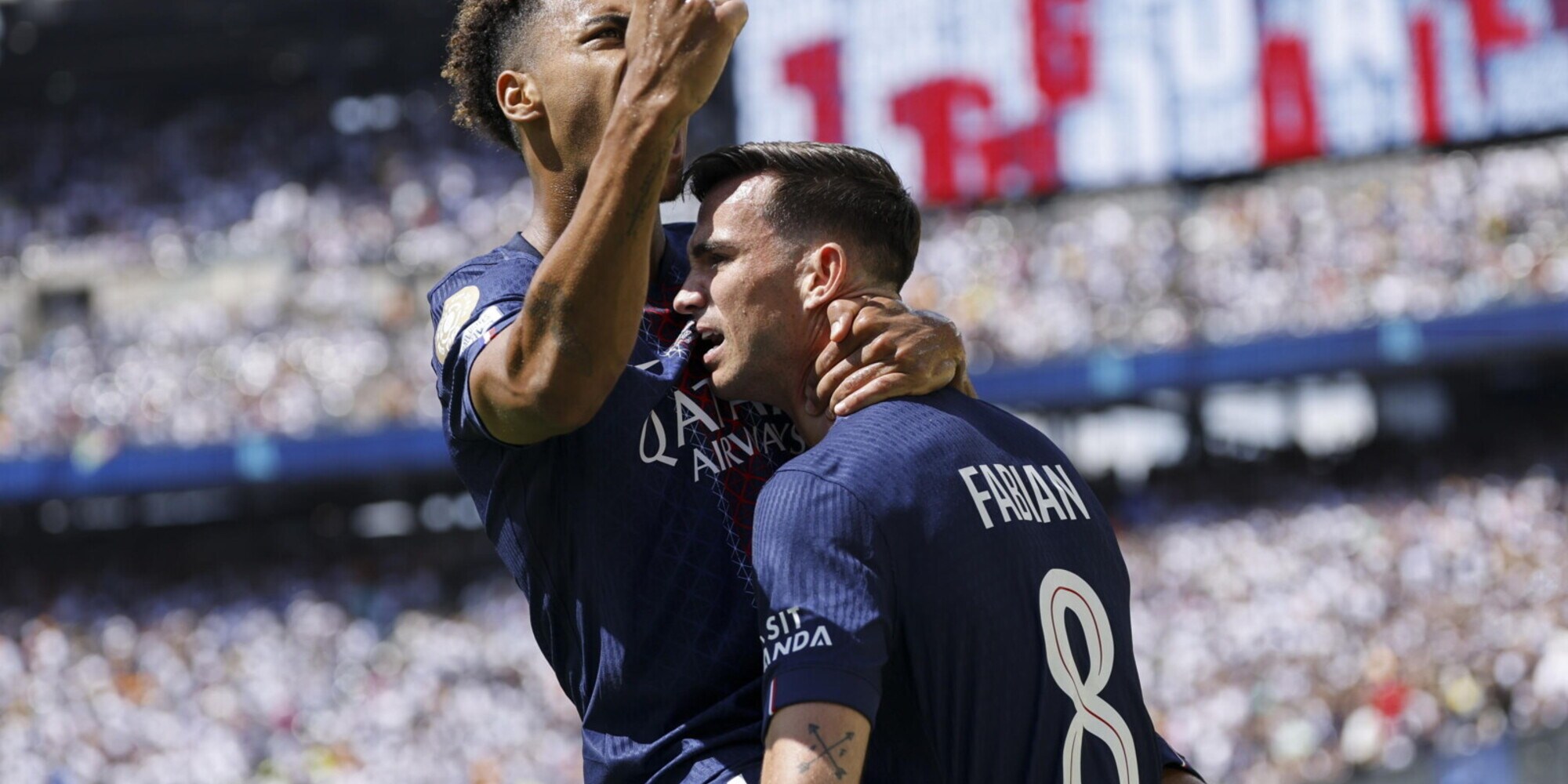 Festa Psg, quattro schiaffi al Real Madrid e finale contro il Chelsea. Mancava solo Mayulu...
