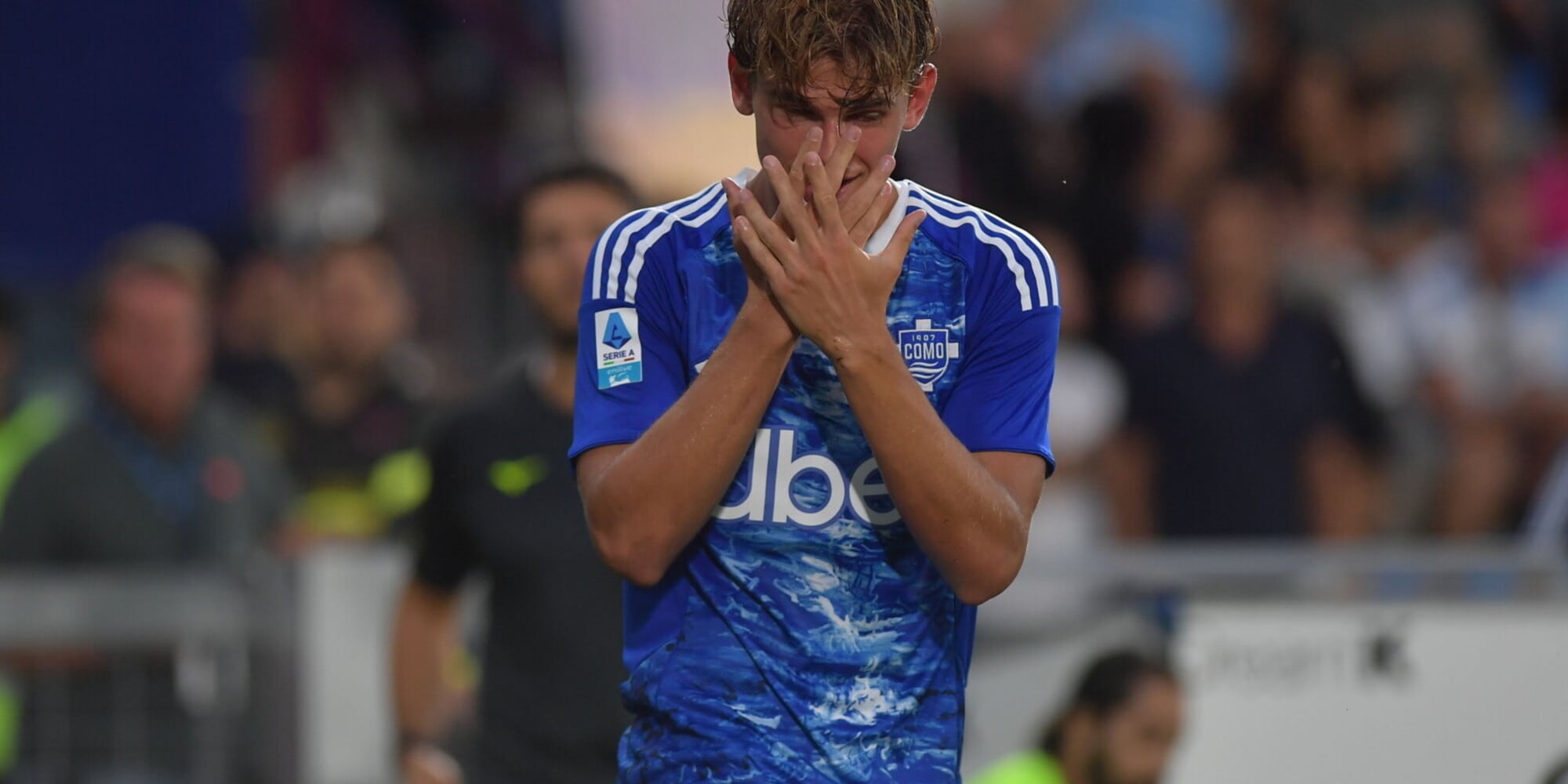 Douvikas cinico, Nico Paz stellare: il Como stende la Lazio alla prima
