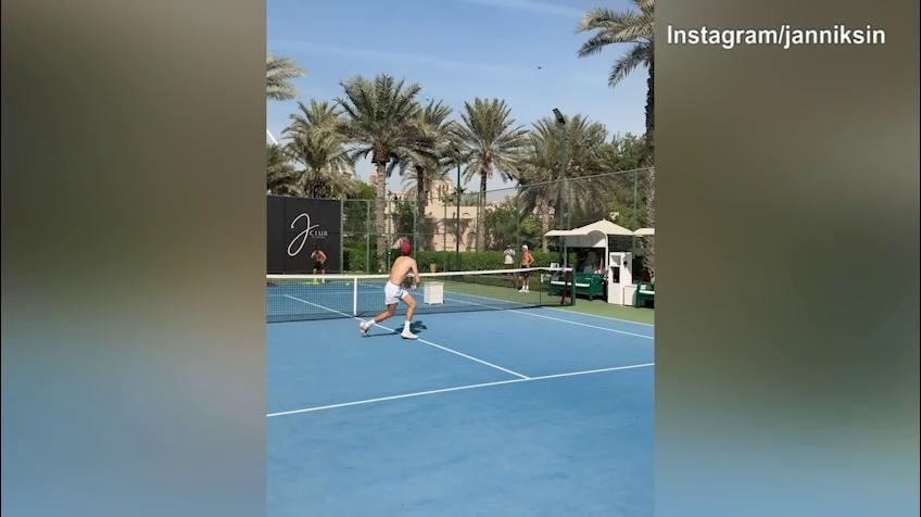Tennis, Sinner e l'allenamento a Dubai