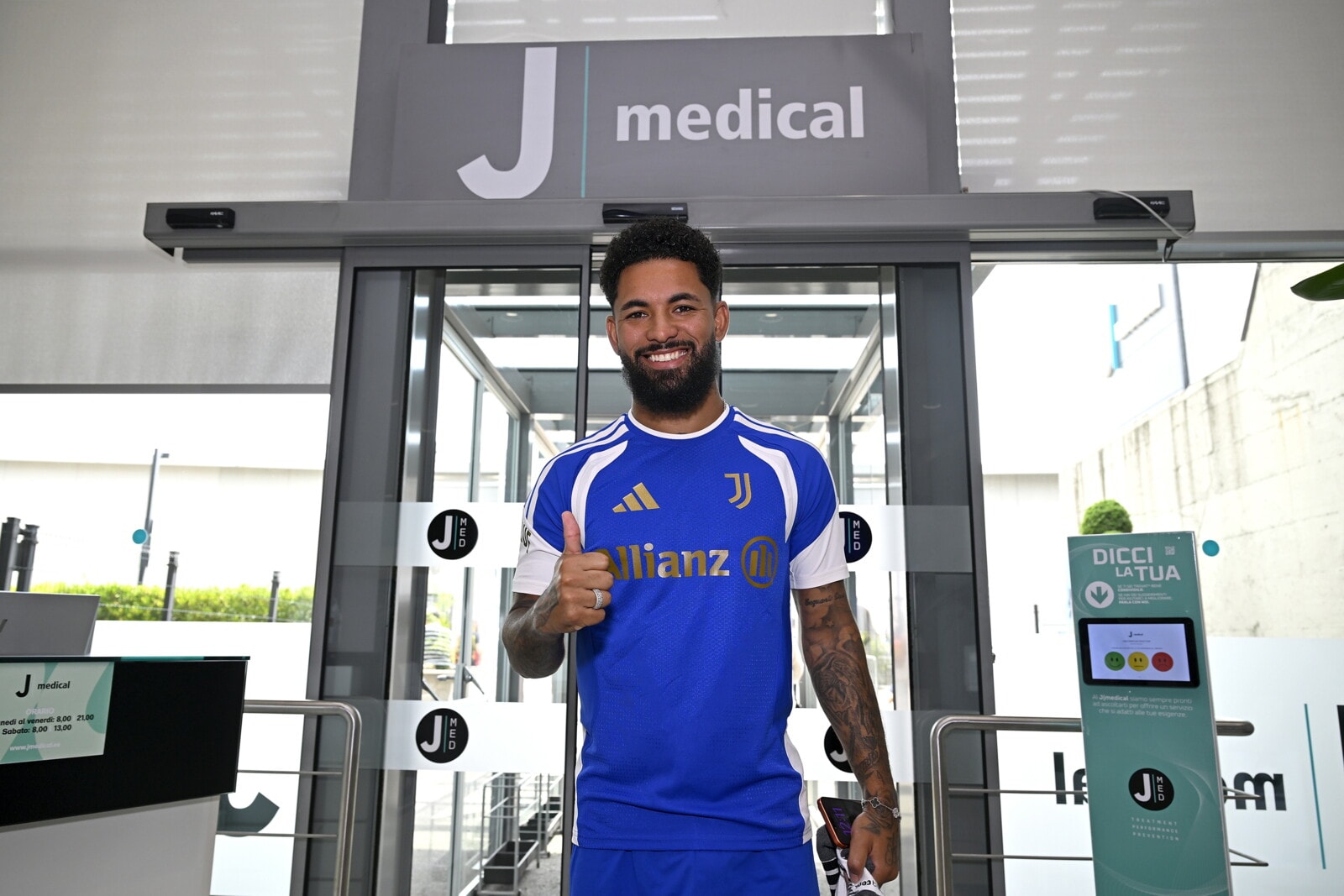 DOUGLAS LUIZ