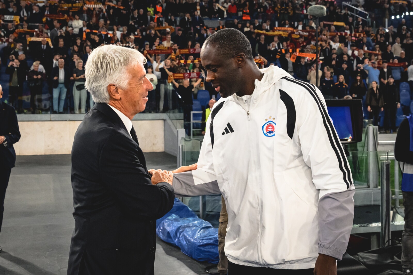 Roma, prima vittoria in Champions League sotto gli occhi di Totti e ...