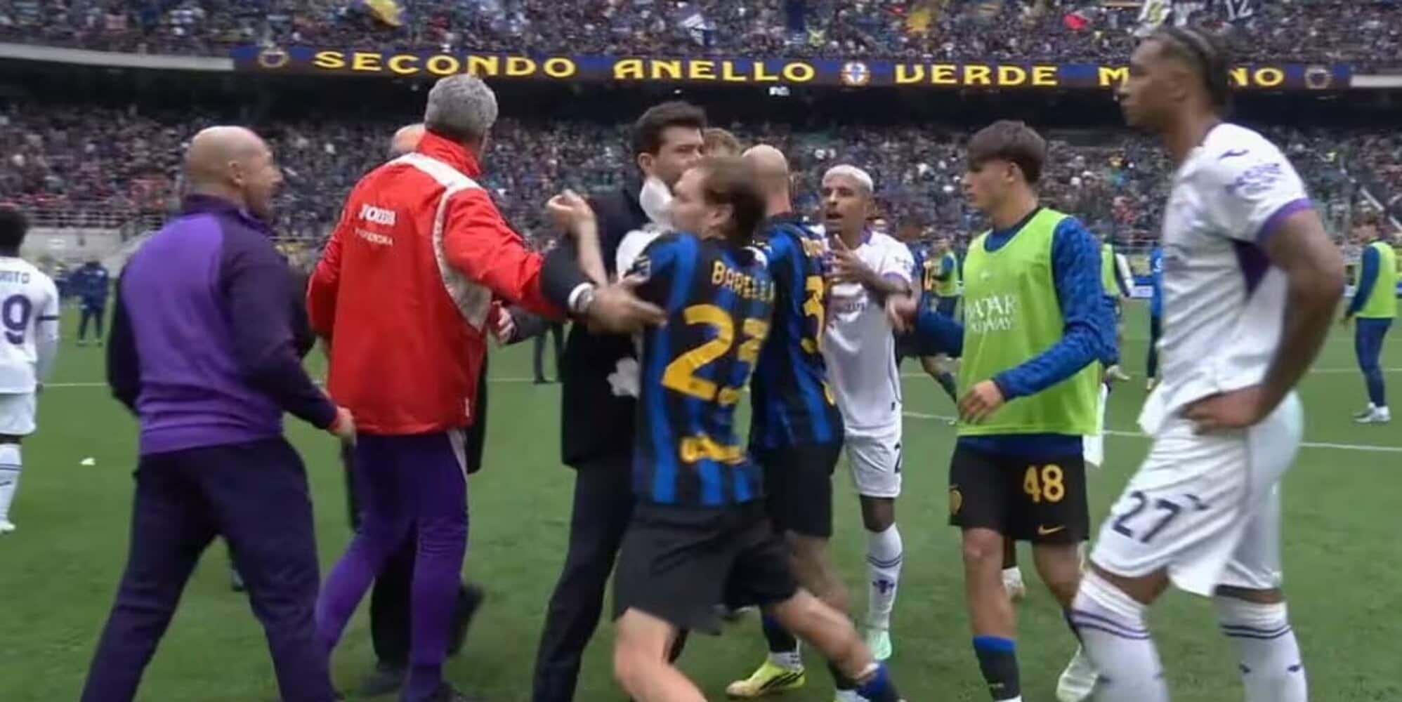 Feszültség és kis híján tömegverekedés az Inter-Fiorentina meccs végén: Barella volt a középpontban
