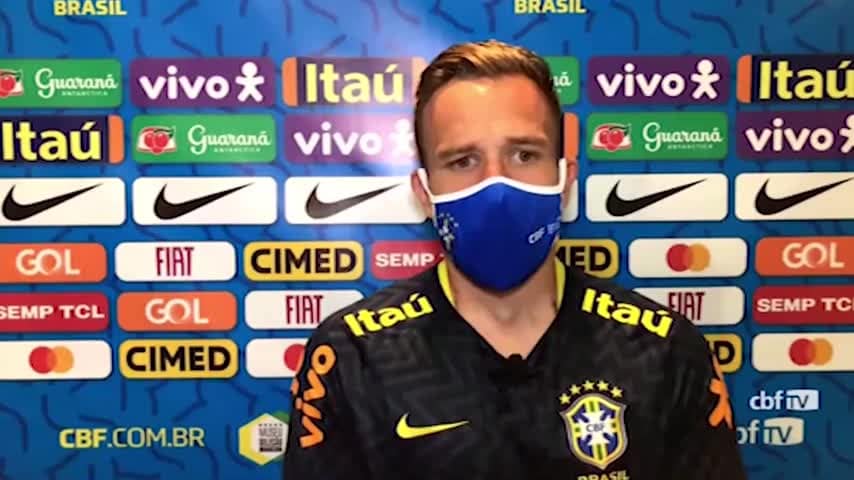 Arthur: "Juve, Tite mi convoca quando gioco..."