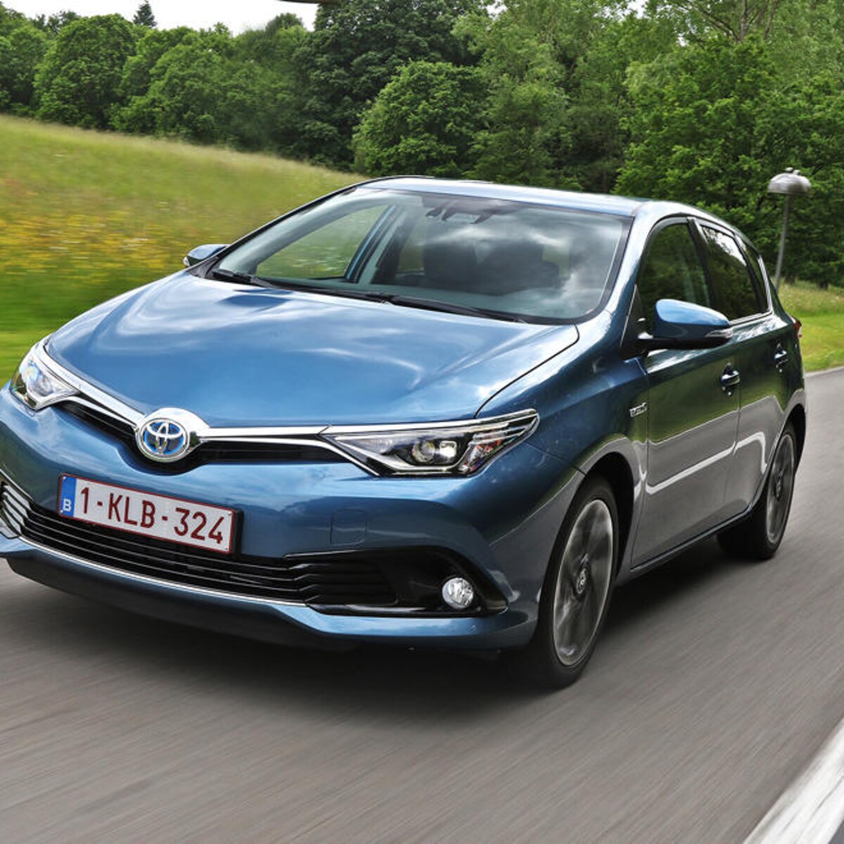 Toyota Auris Hybrid: Ecco Come Va