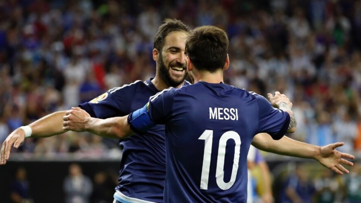 scarpini higuain 2018