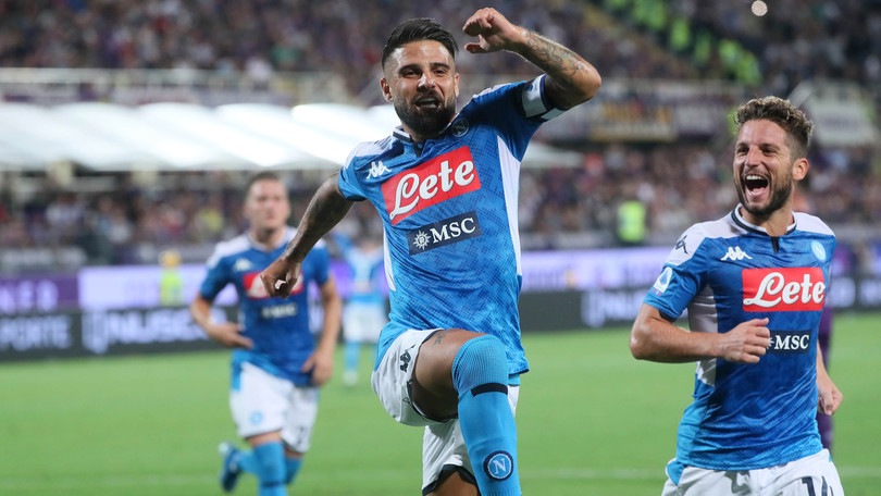 Napoli, successo a Firenze nel segno di Insigne