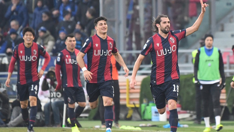 Festa Bologna con Mihajlovic: 2-1 all’Atalanta