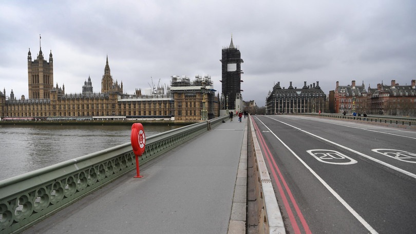 Coronavirus, anche Londra è deserta