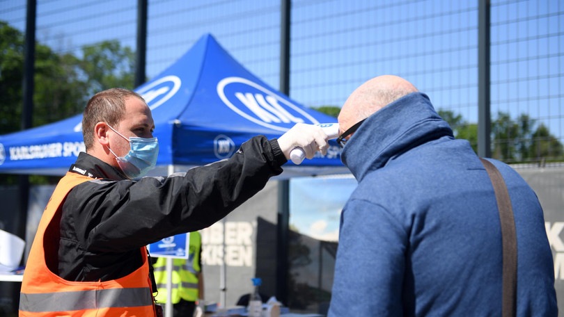 Germania, allo stadio mascherine e controllo della temperatura