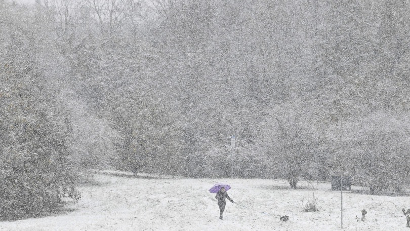 Milano, prime nevicate in città e provincia
