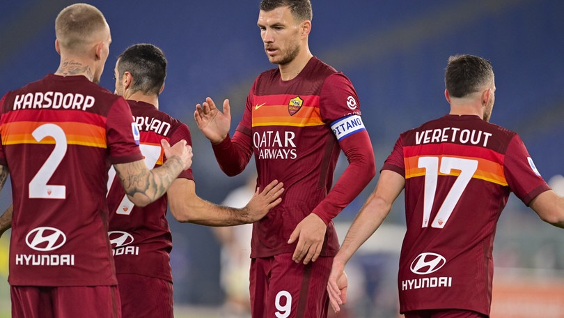 La Roma cala il tris: Veretout, Dzeko e Mancini stendono il Cagliari