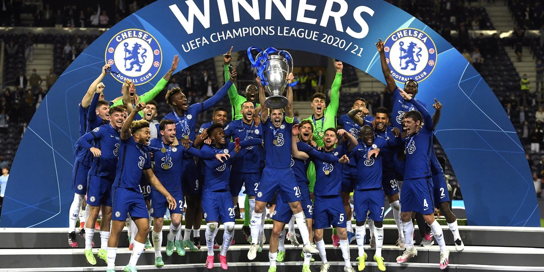 Chelsea campione d’Europa, Azpilicueta alza la Champions League