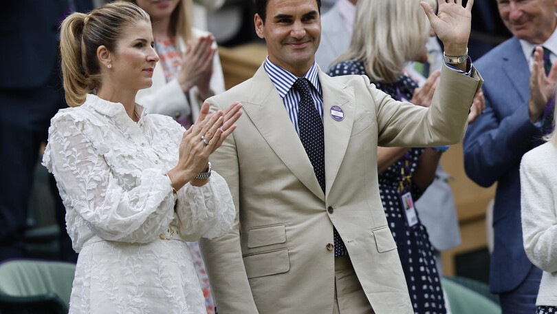 Federer torna a Wimbledon: che accoglienza sul campo centrale