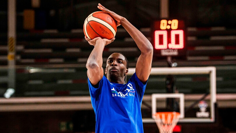 Sarr: "Vivo il presente e cerco il mio posto"