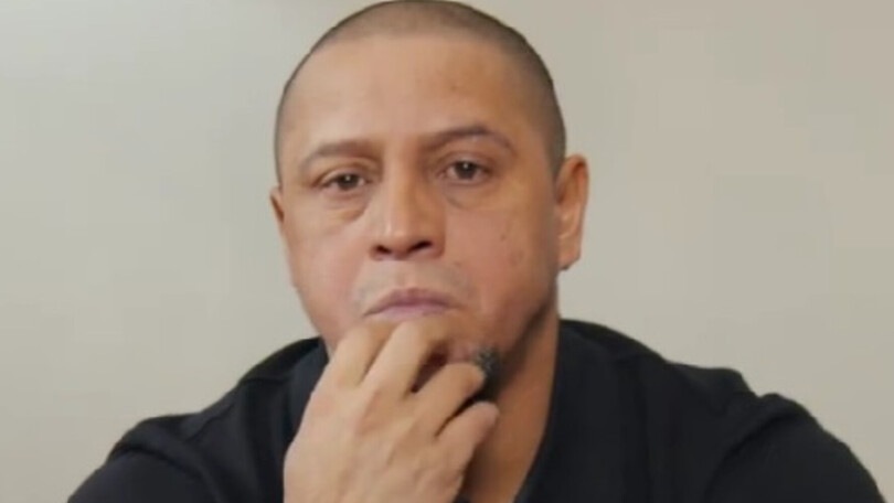 “Roberto Carlos, 11 figli e disperato, dorme dal Real”: tutto falso, lui denuncia