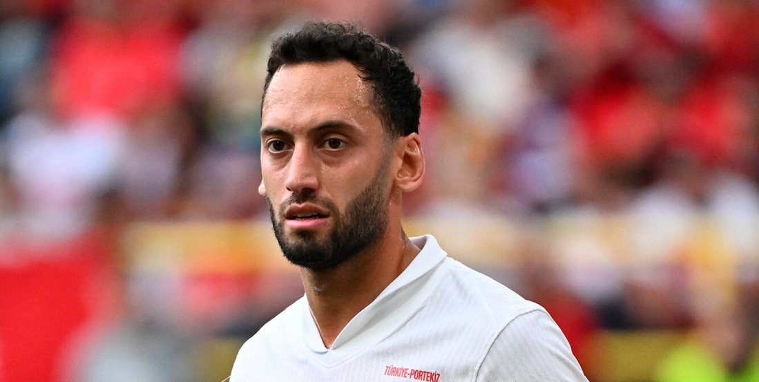 Calhanoglu lascia il ritiro della Turchia per infortunio: le condizioni in vista di Inter-Milan