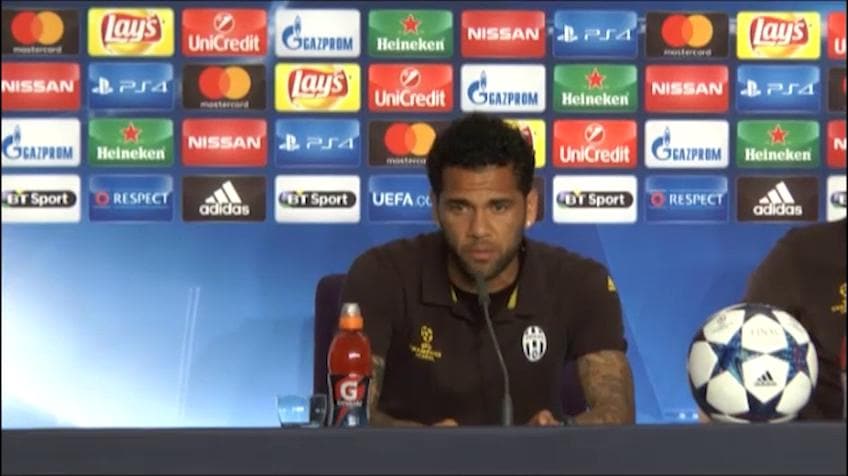 Dani Alves pensa al ritorno in campo