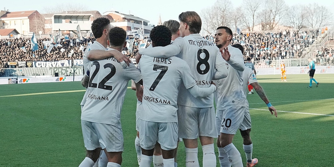 Pagelle Cremonese-Napoli: Politano è incontenibile, Sanabria non si vede mai. Hojlund da 8, Conte...