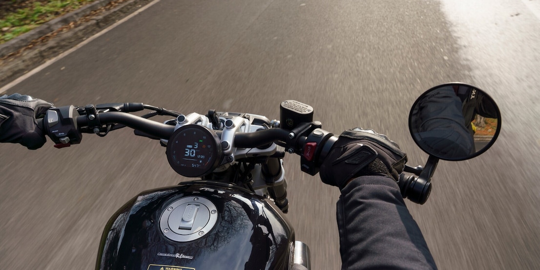 Benelli Leoncino Bobber 400 - Le foto della prova