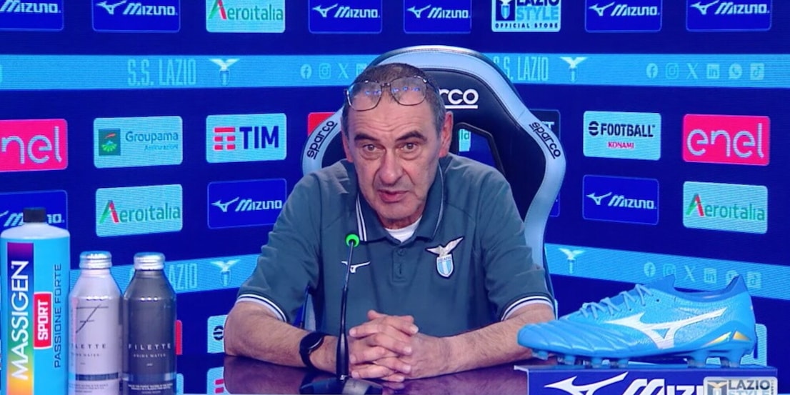 Sarri: “Io come i tifosi, mi piacerebbe sognare”. Sulla Juve, Romagnoli e il suo futuro con la Lazio...