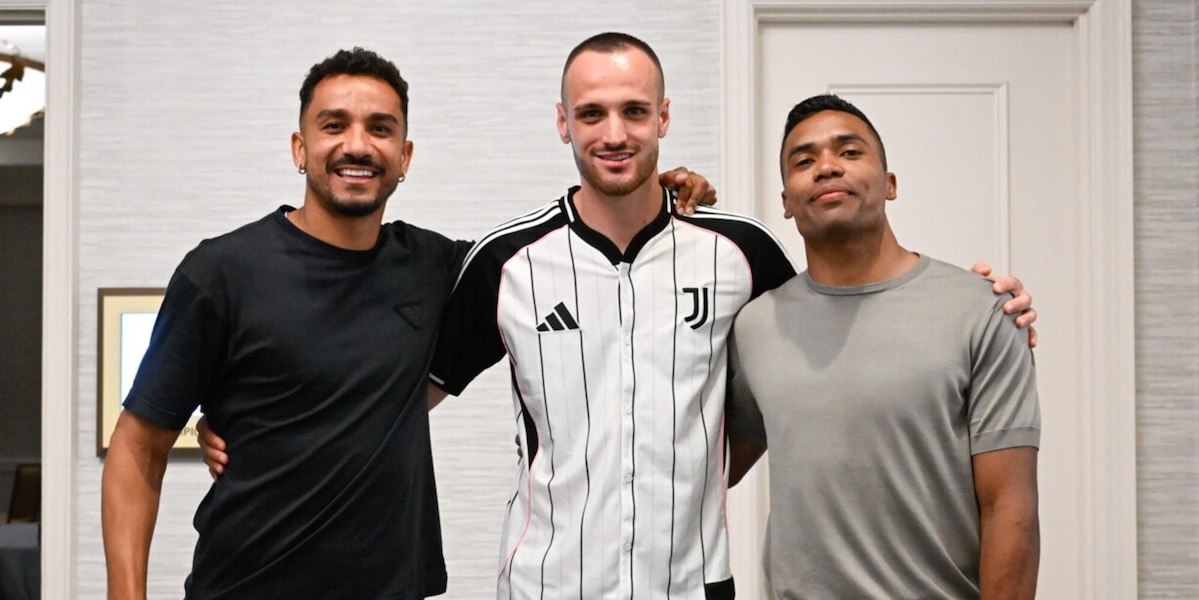 &quot;Non ci sono parole&quot;, il messaggio di Alex Sandro alla Juve e agli ex compagni