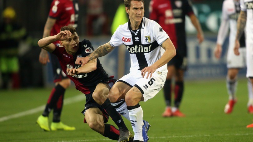 Serie A Parma, personalizzato per Stulac e Barillà