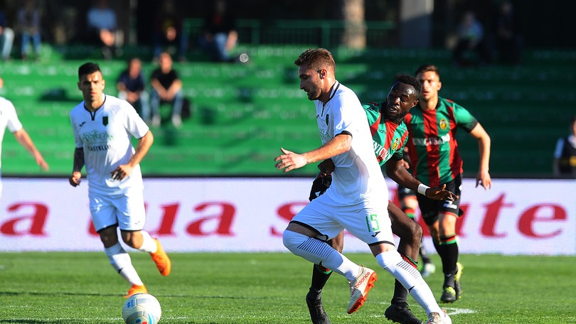Serie C, Pordenone fermato sul pari: solo 1-1 con la Ternana. Imolese-Monza 1-3