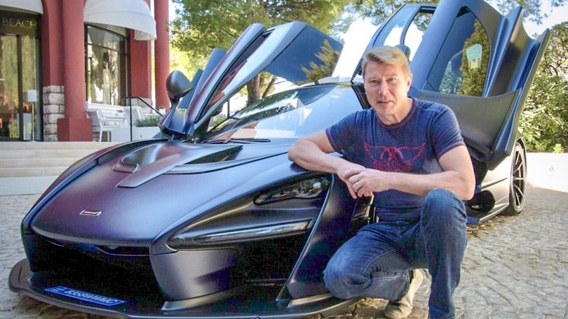 McLaren Senna, Mika Hakkinen la sfoggia sui social