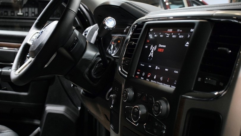 Sicurezza in auto: dal 2022 possibile obbligo scatola nera e alcolblock