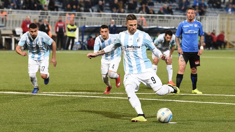 Serie C, La Virtus Entella sbanca Novara. Due rigori e rimonta: 2-1