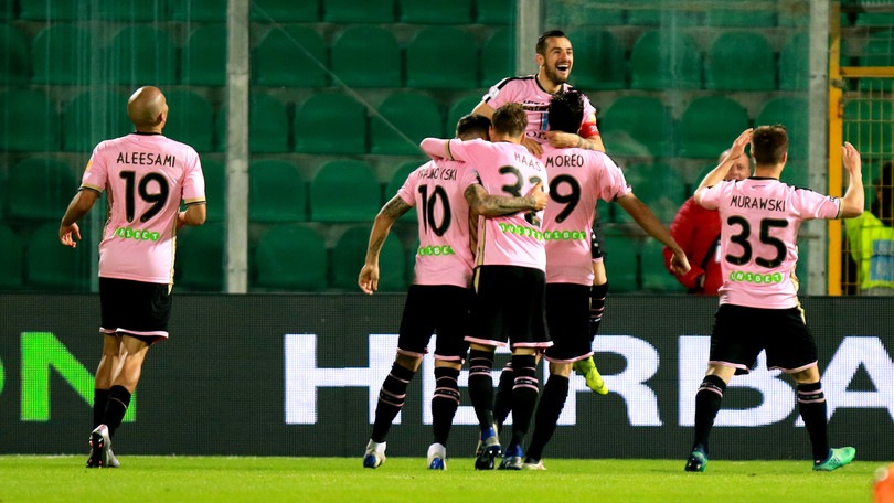 Serie B: Palermo, in quota è caccia al primo posto