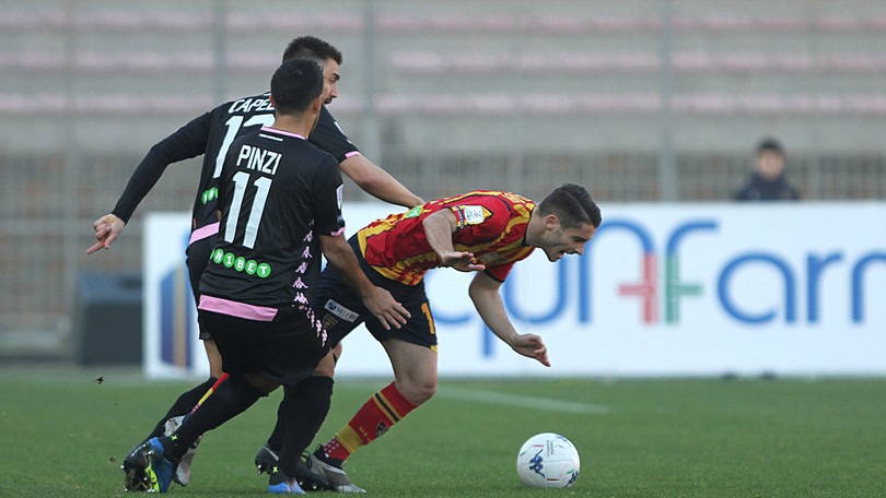 Serie B Padova, intervento al ginocchio sinistro per Capelli