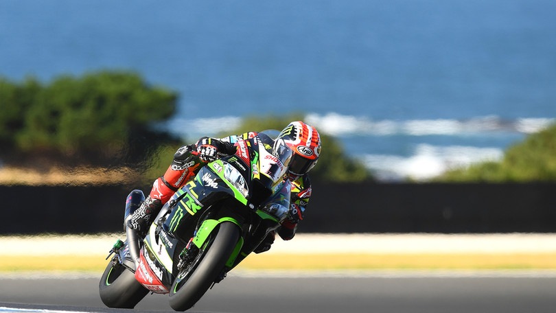 SBK, Assen: prime libere a Rea, van der Mark secondo