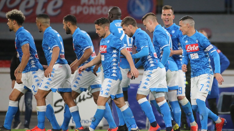Serie A Napoli, Gigi D'Alessio: «Juve? Per batterla dovremmo comprare anche il guardalinee!»