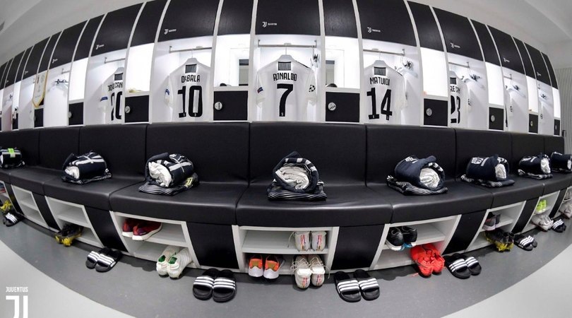 Juve-Ajax, le ultimissime: giocano De Sciglio e Dybala