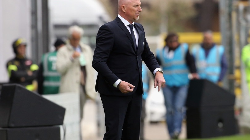 Serie A Cagliari, Maran: «Otteniamo la salvezza matematica il prima possibile»