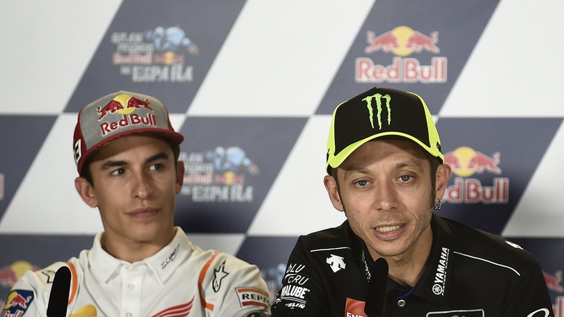 MotoGp, Rossi: «Senna è stato più di una leggenda»