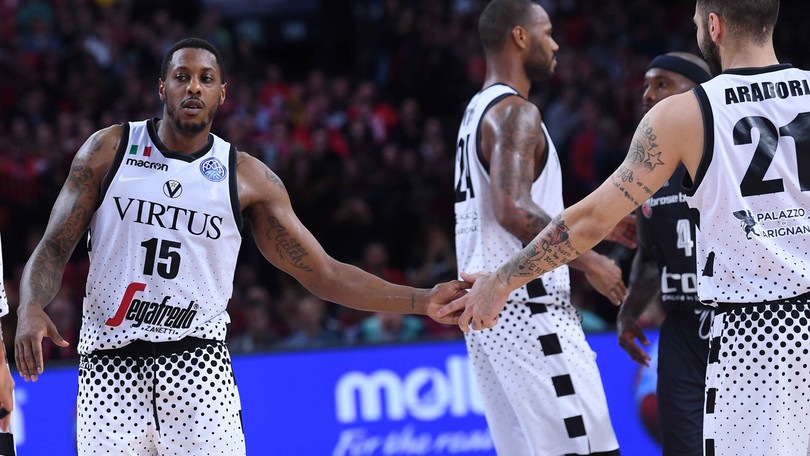 Basket, la Virtus Bologna vola in finale di Champions League