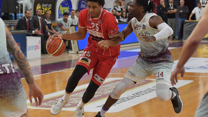 Playoff A2: Verona vola ai quarti, Bergamo crolla a Mantova