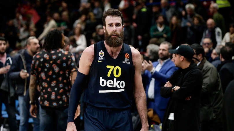 Datome resta al Fenerbahce: rinnovo fino al 2021/22