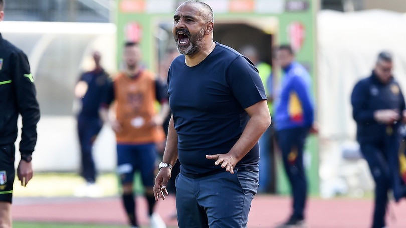 Serie B Lecce, Liverani: «Ultimo tassello per un obiettivo straordinario»